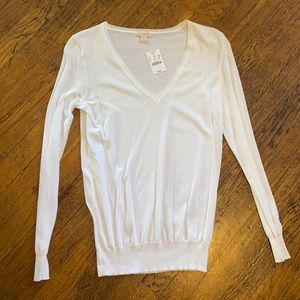 White v-neck J.Crew sweater. Never worn, with tags